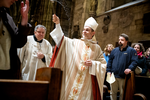 Feier der Osternacht 2026 / Erzdiözese Wien/Schönlaub, Stephan Schönlaub