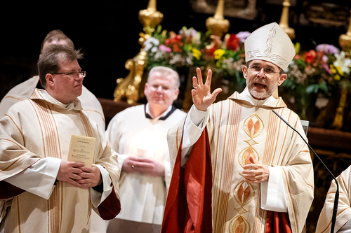 Feier der Osternacht 2026 / Erzdiözese Wien/Schönlaub, Stephan Schönlaub